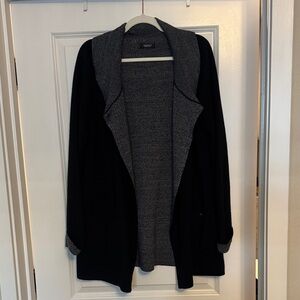 Jones & Co. Women's Black and Gray Sweater
